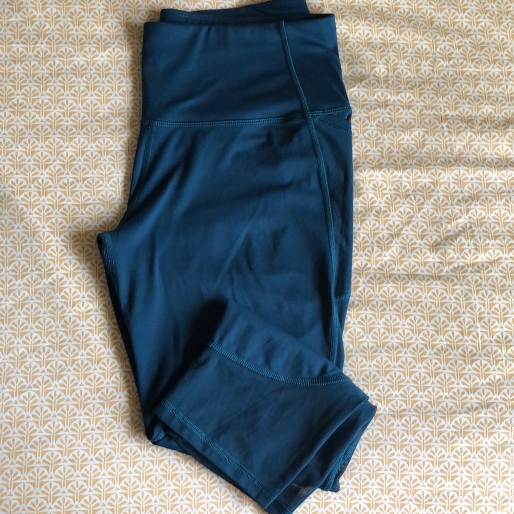 Target all in motion capri leggings
